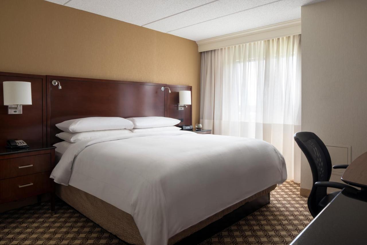 Chicago Marriott Нейпървил Екстериор снимка