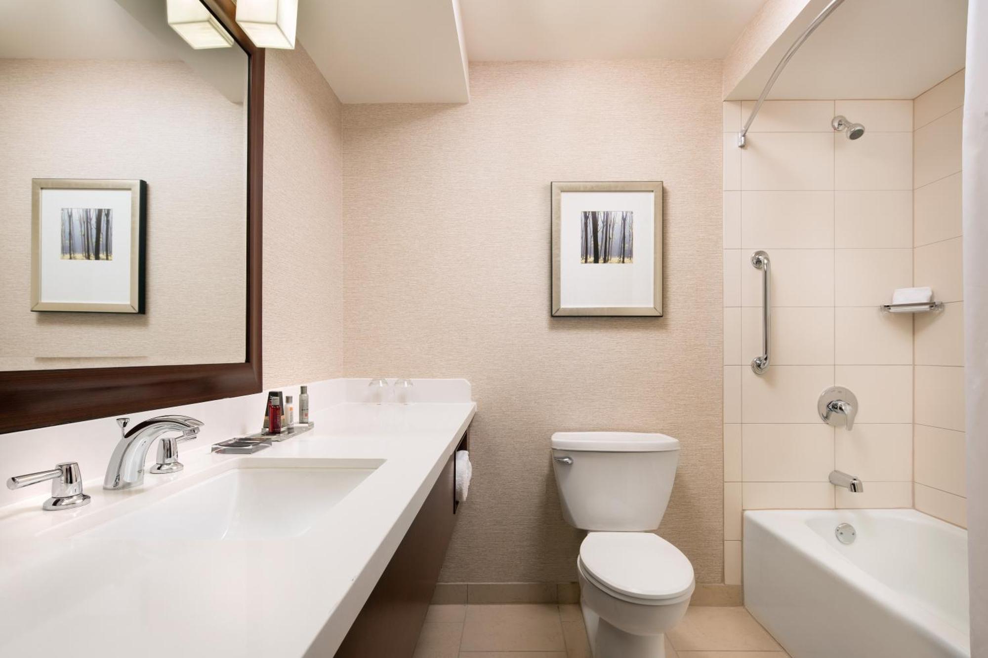 Chicago Marriott Нейпървил Екстериор снимка