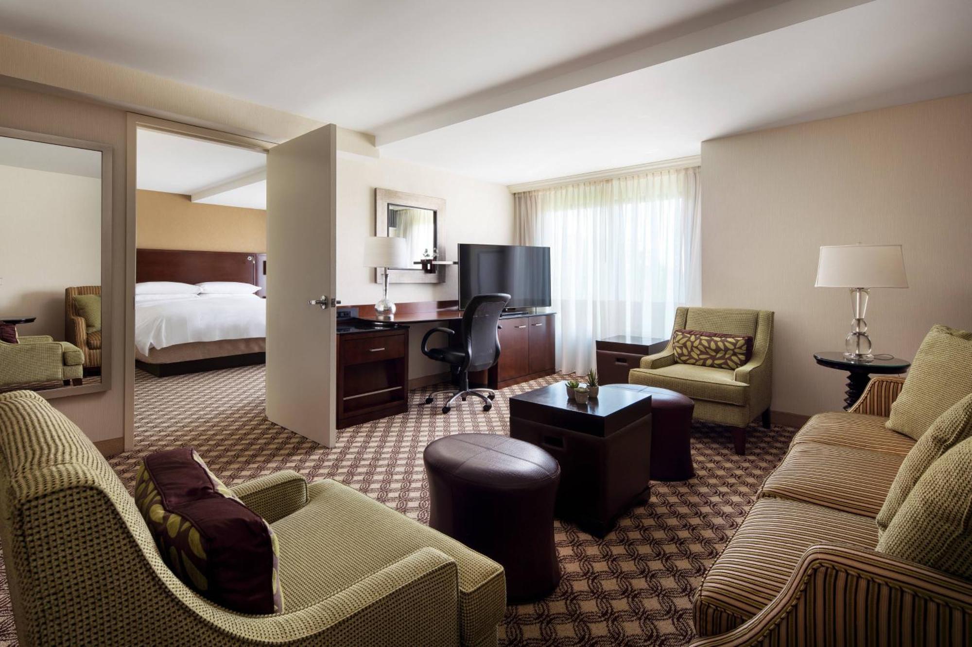Chicago Marriott Нейпървил Екстериор снимка